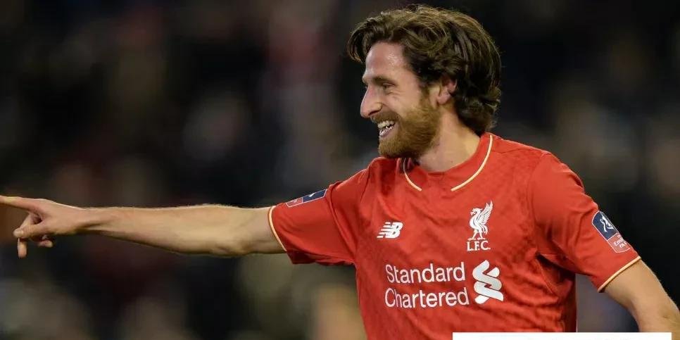 斯旺西队在比赛中展现出强大实力，获得胜利