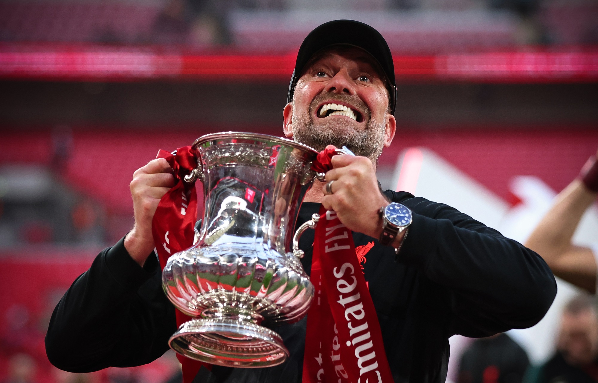 包含利物浦备至完美,强手对阵冠军热门争夺胜利的词条 包含利物浦备至完美,强手对阵冠军热门争夺胜利的词条