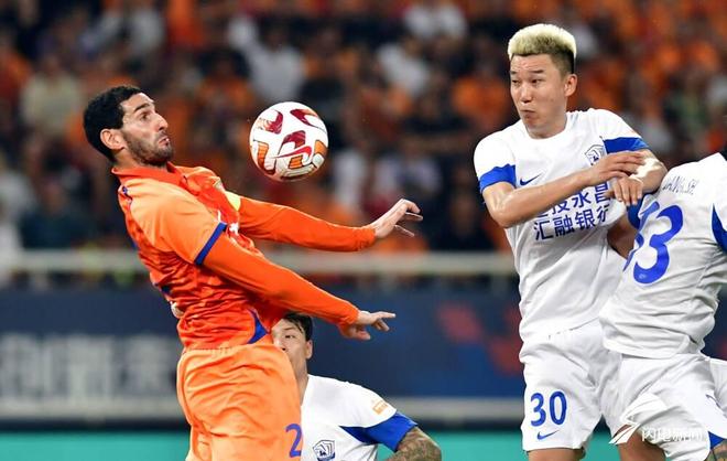 雷火电竞网址-山东鲁能全队备战，打破僵局