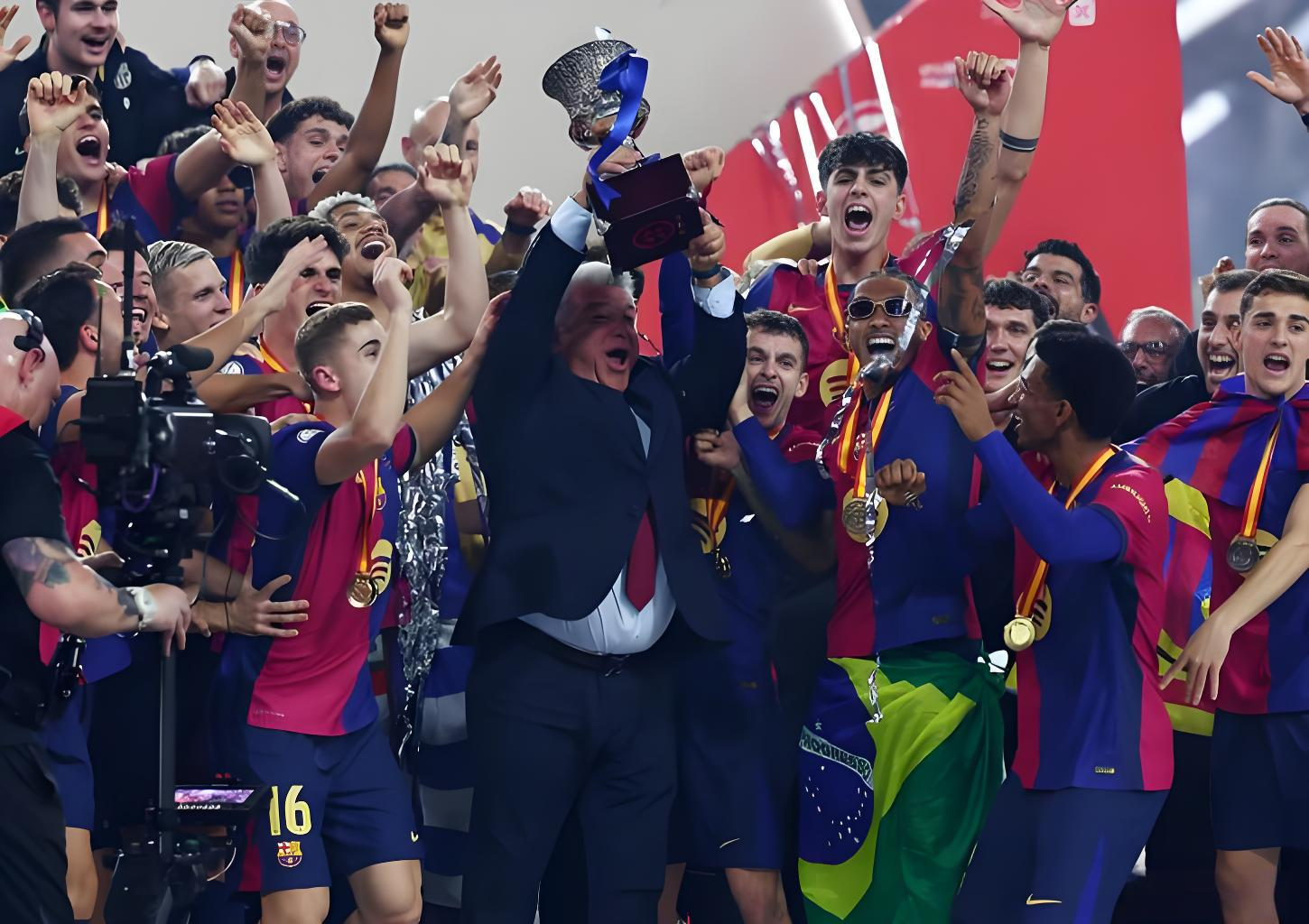 雷火电竞-西班牙篮球联赛：巴塞罗那客场胜利