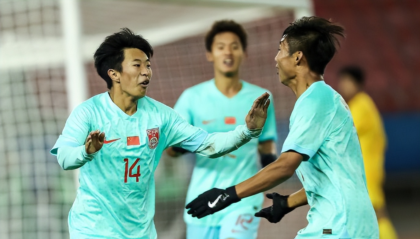 亚洲足球锦标赛决赛战队伍展开对抗的简单介绍