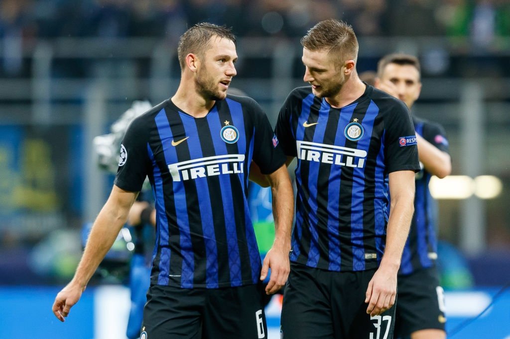 雷火电竞下载-传统劲旅新援助阵，强化中场阵容备战欧冠的简单介绍