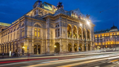 关于斯洛文尼亚选手精神饱满，追求胜利！的信息