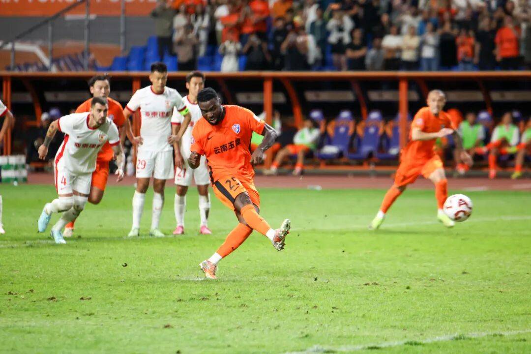 包含亚泰战平对手,保持不败纪录的词条 包含亚泰战平对手,保持不败纪录的词条