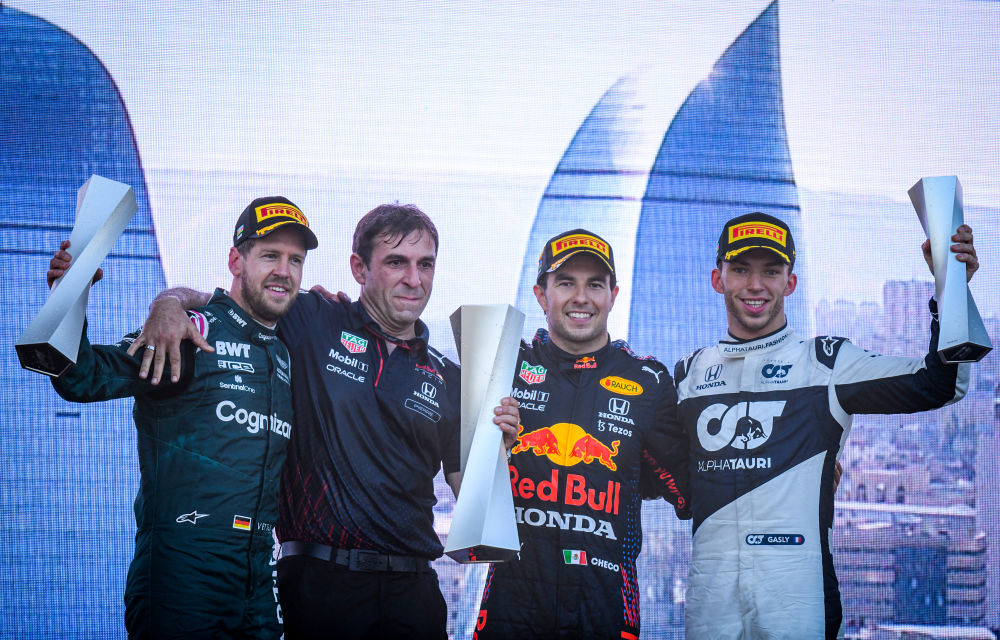 阿斯顿马丁碾压梅赛德斯,佩雷兹关键制胜 阿斯顿马丁碾压梅赛德斯,佩雷兹关键制胜