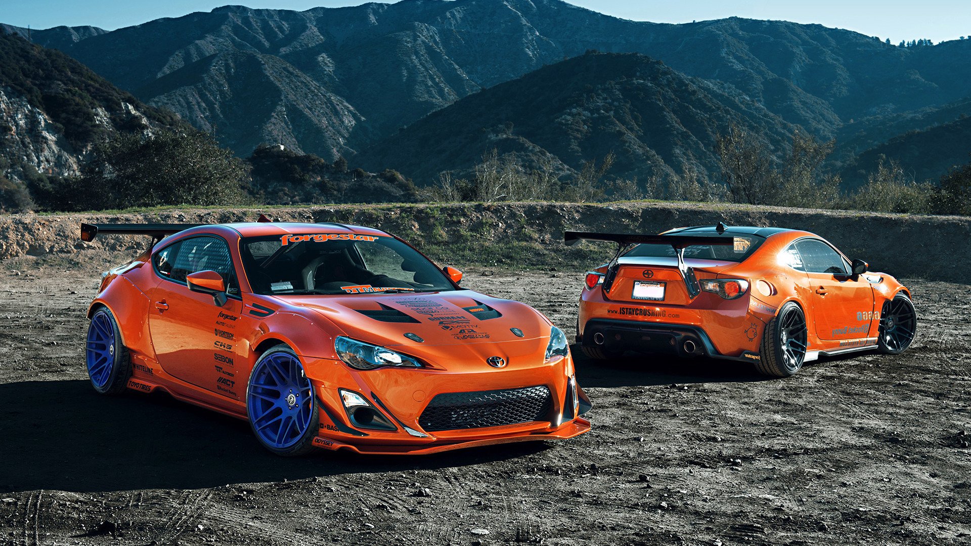 两个世界，同一剧本，伊拉克穿越风暴，姆巴佩于寂静中完成加冕