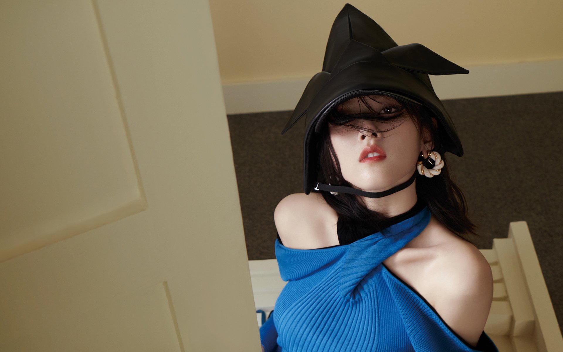 雷火电竞app-铁血与孤星，当威尔士防线在年度关键战中被克瓦拉茨赫利亚接管