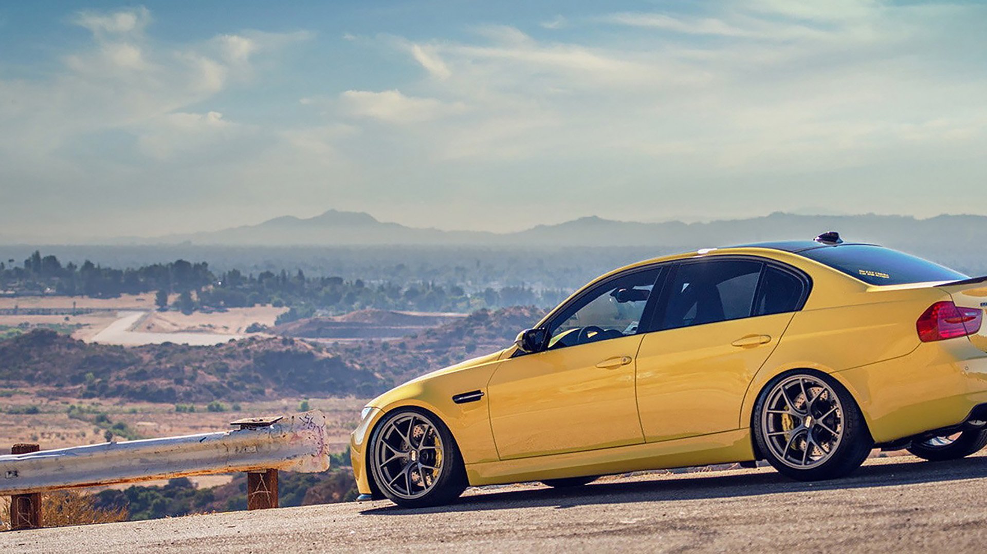 雷火电竞网站-赛道芭蕾，当F1的精准遇上马竞的韧性与巴西的韵律