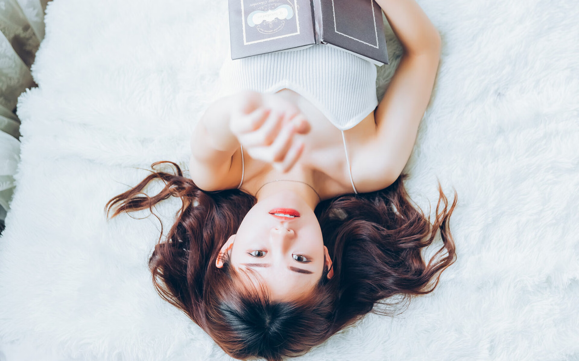 金州风暴席卷麦迪逊，一场篮球场的世界杯焦点战