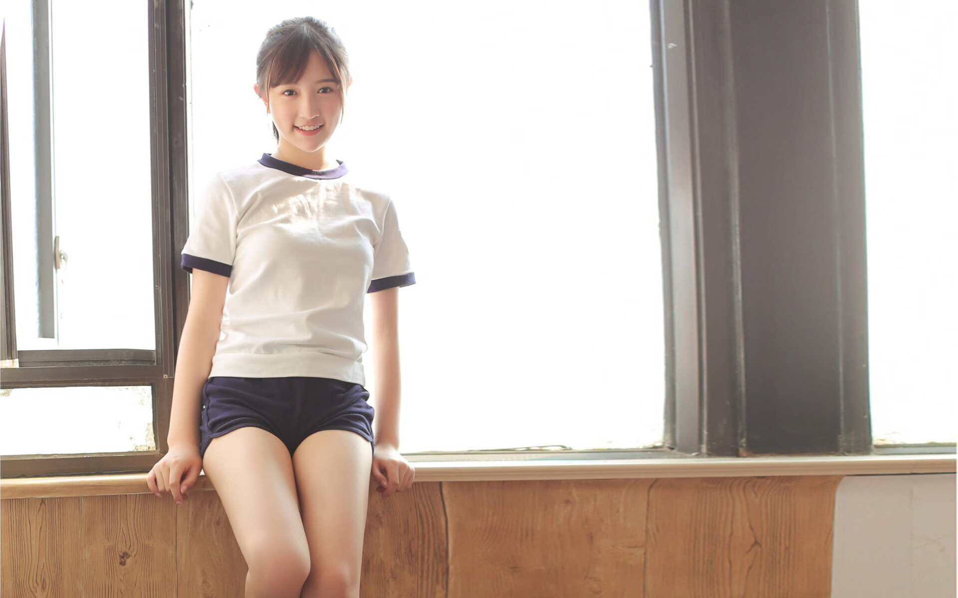 哈兰德阴影下的舞者,为何阿尔瓦雷斯才是大场面真正的巨人