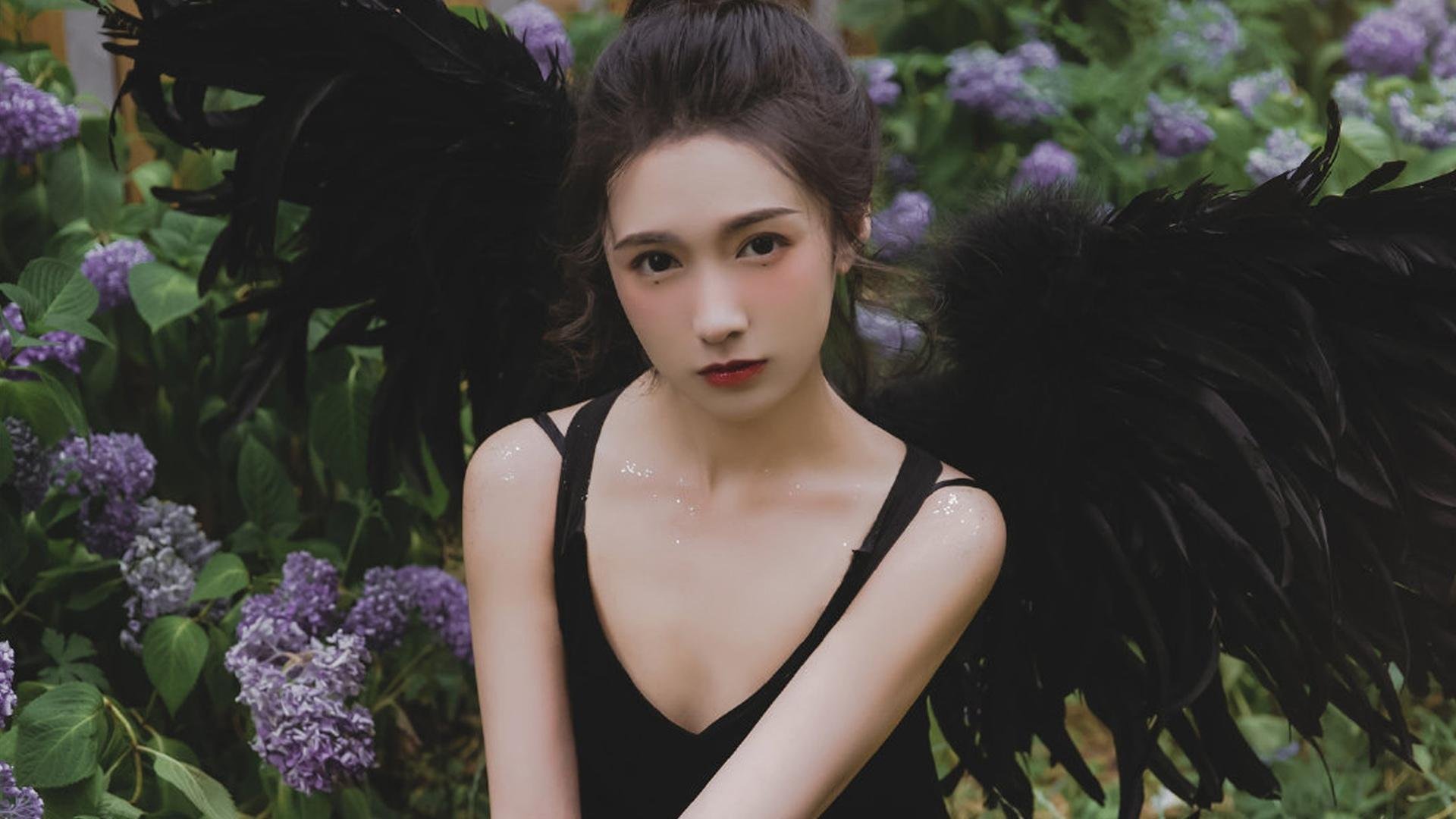 爆冷之夜豪门之耻与天才之舞，秘鲁国家队如何用南美野性窒息摩纳哥？厄德高，唯一的清醒者与胜利之火