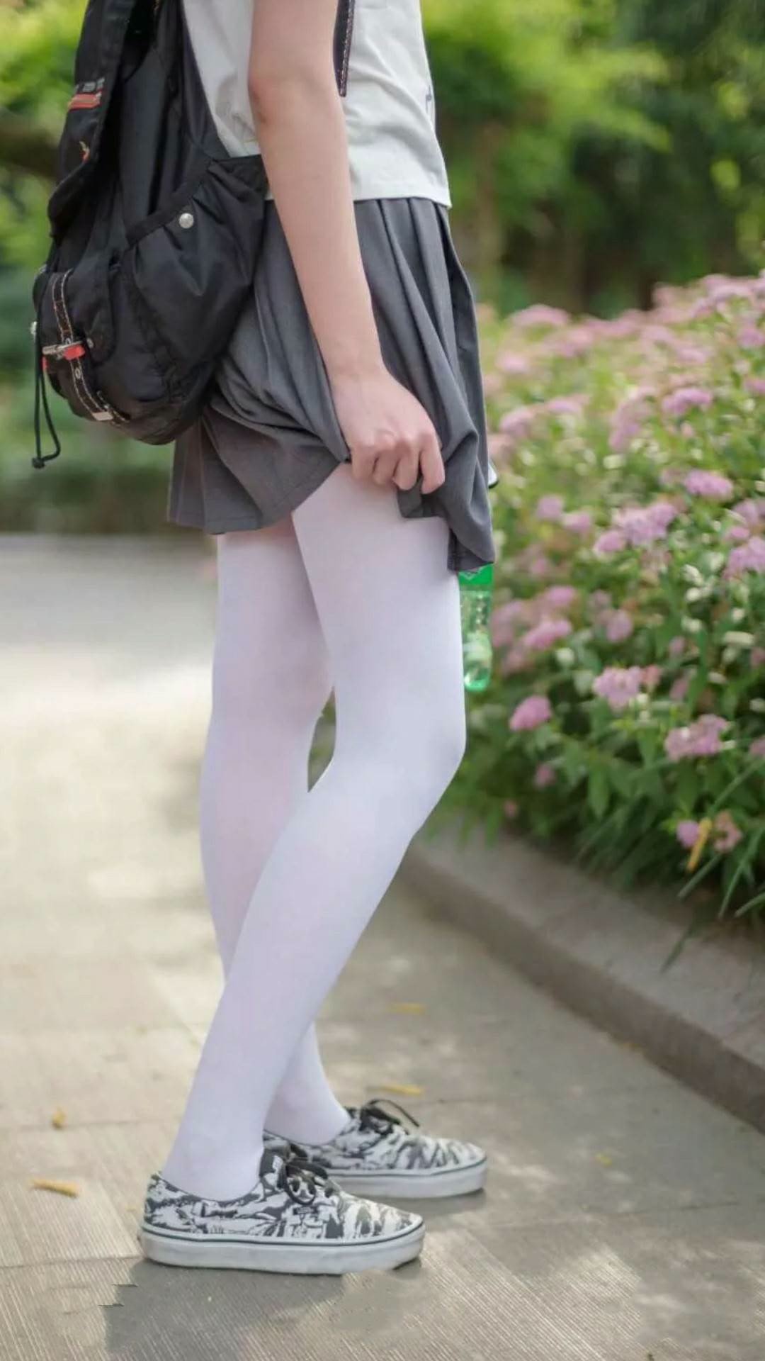 红蓝利刃刺穿欧洲红魔，西班牙用一场碾压式美学，为2026世界杯写下最狂野的注脚